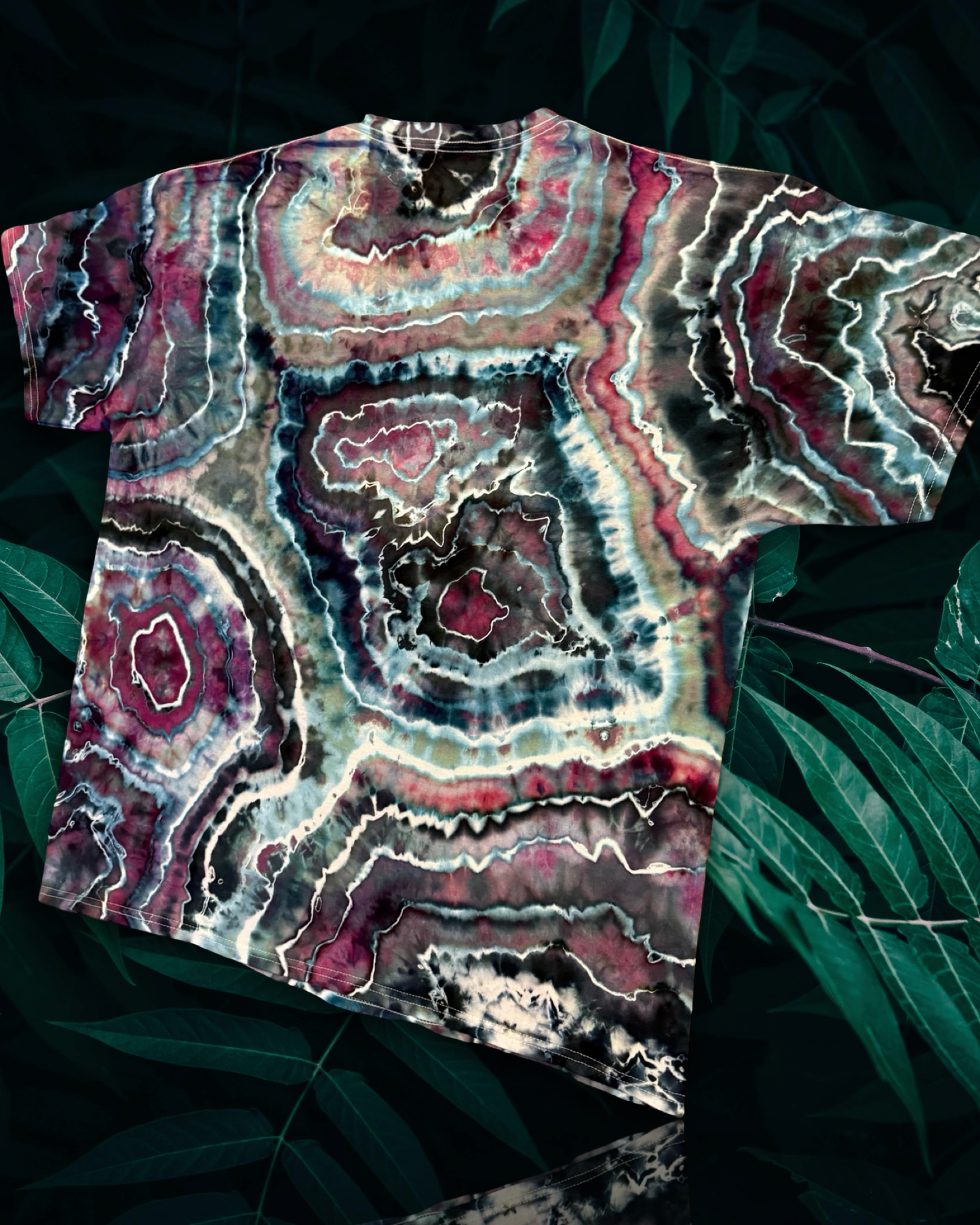 XL Geode Tee