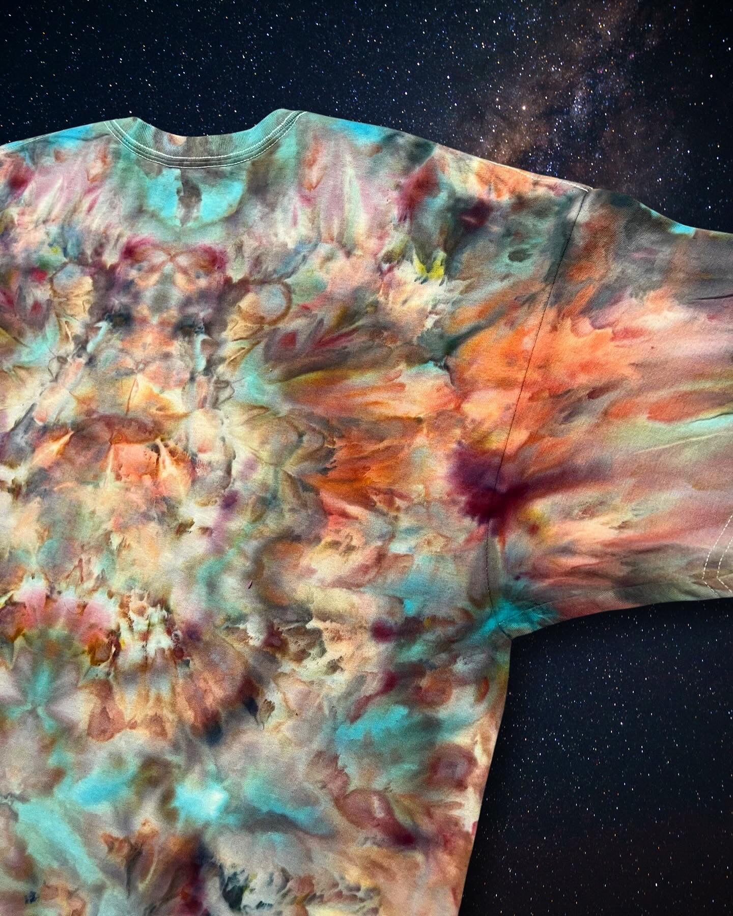 XXL Cosmic Cartwheel Mindflow Tee