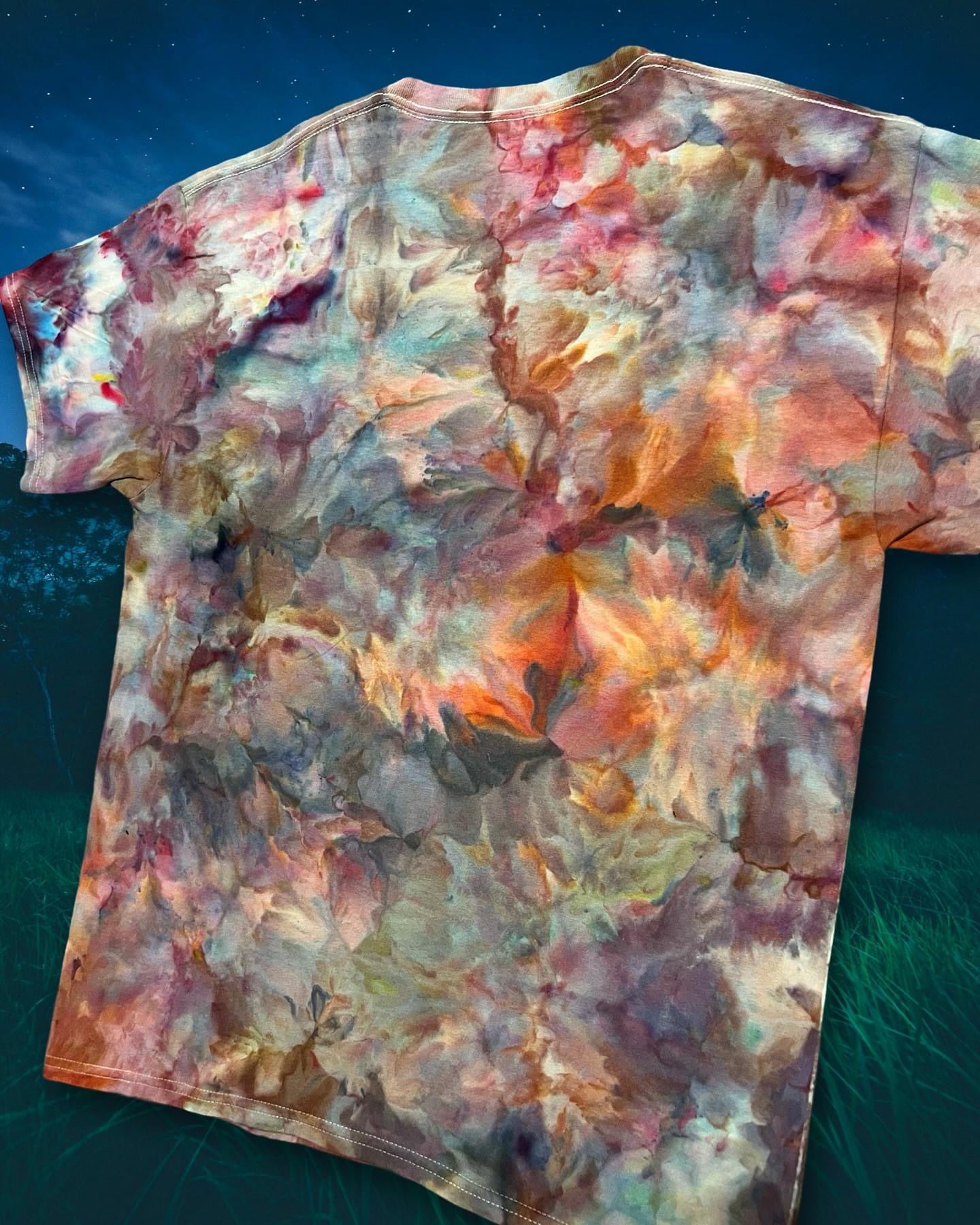 L Equinox Watercolor Tee