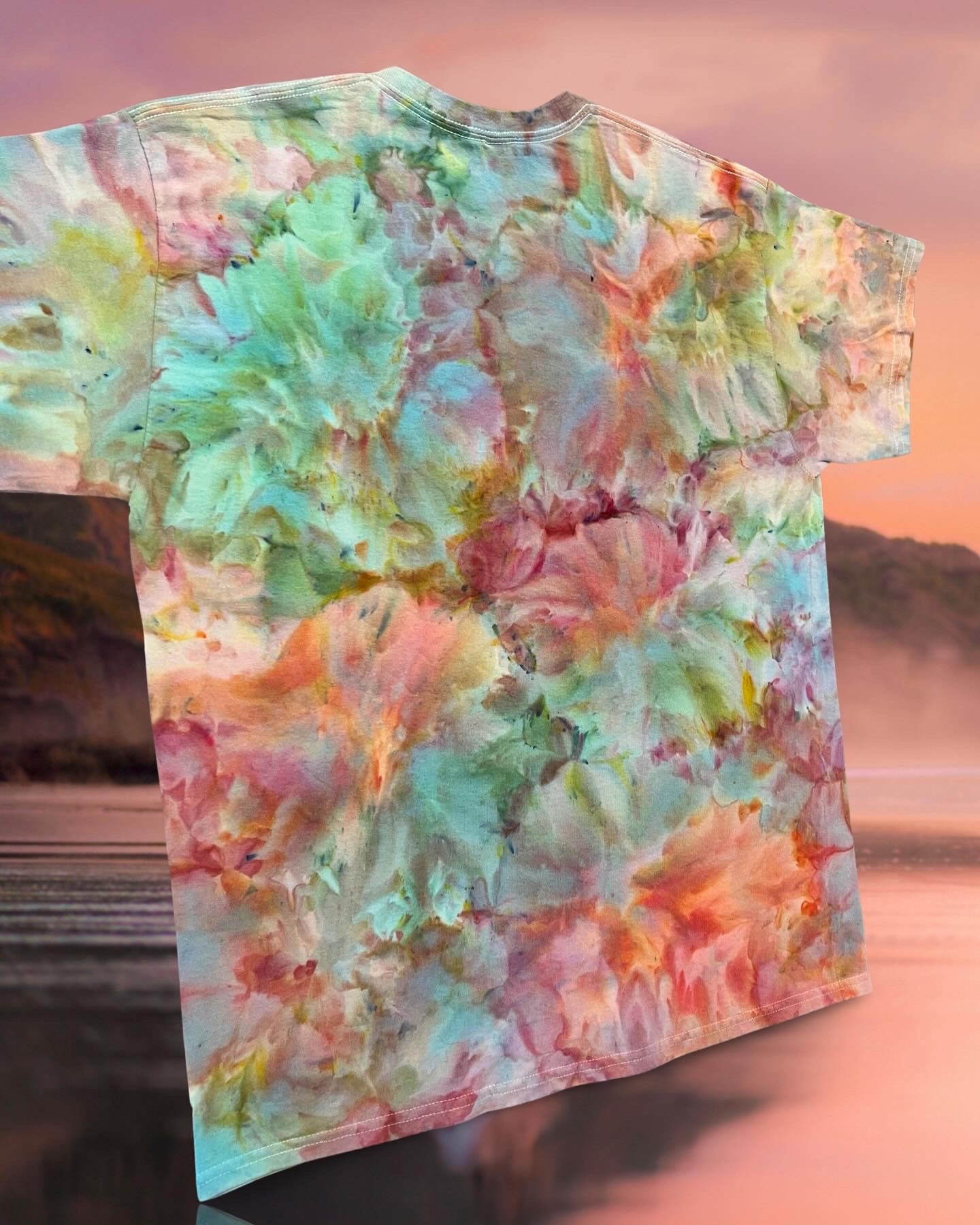 L Endless Spring Watercolor Tee
