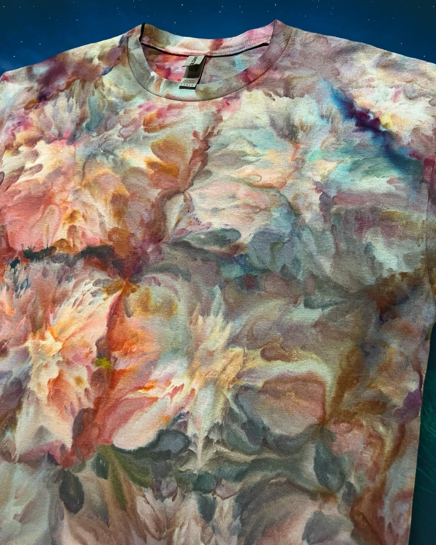 L Equinox Watercolor Tee
