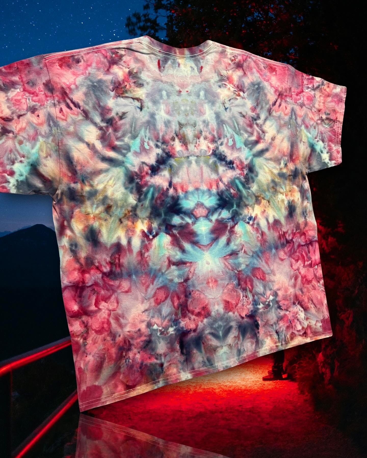 XXL Gate Expansion Mindflow Tee