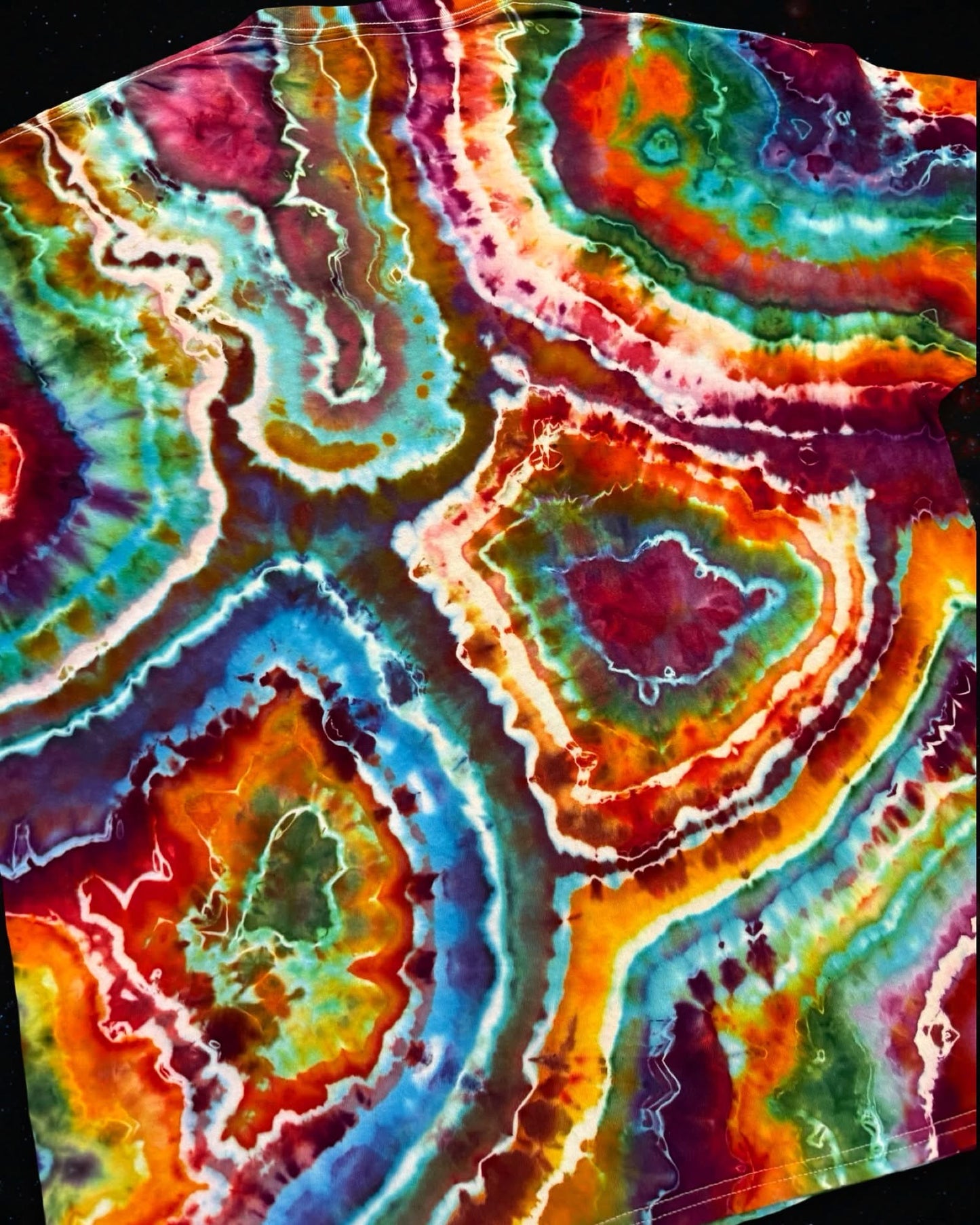 XL Geode Tee