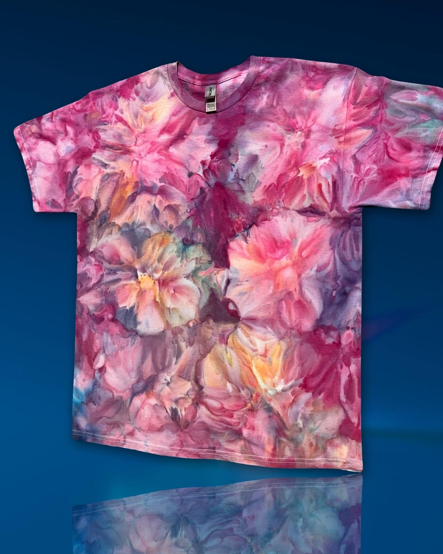 L Paradise Rise Tee