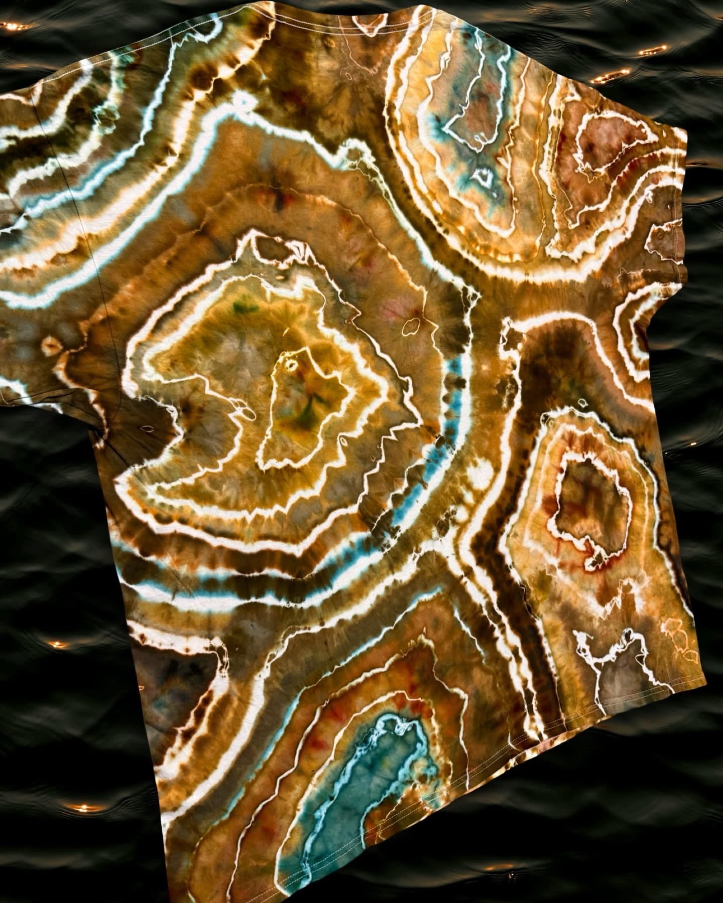XXL Geode Tee