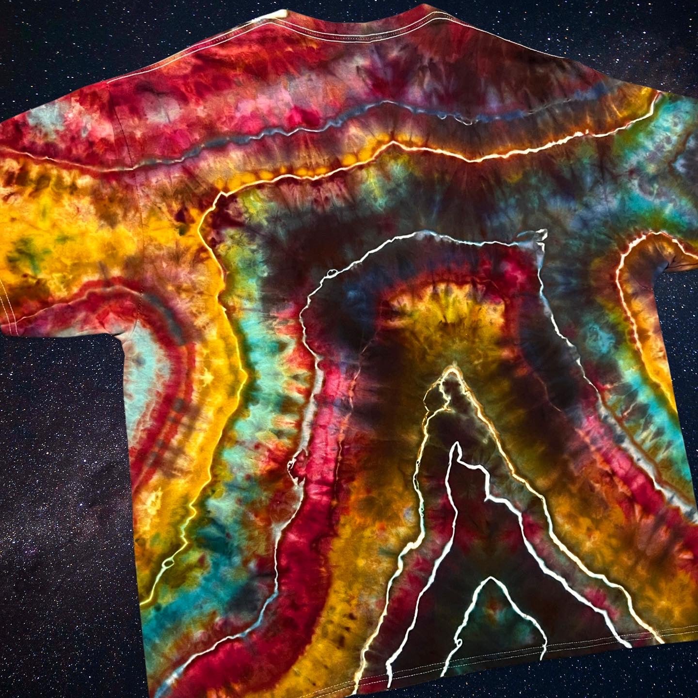 XXL Geode Mindscape Tee