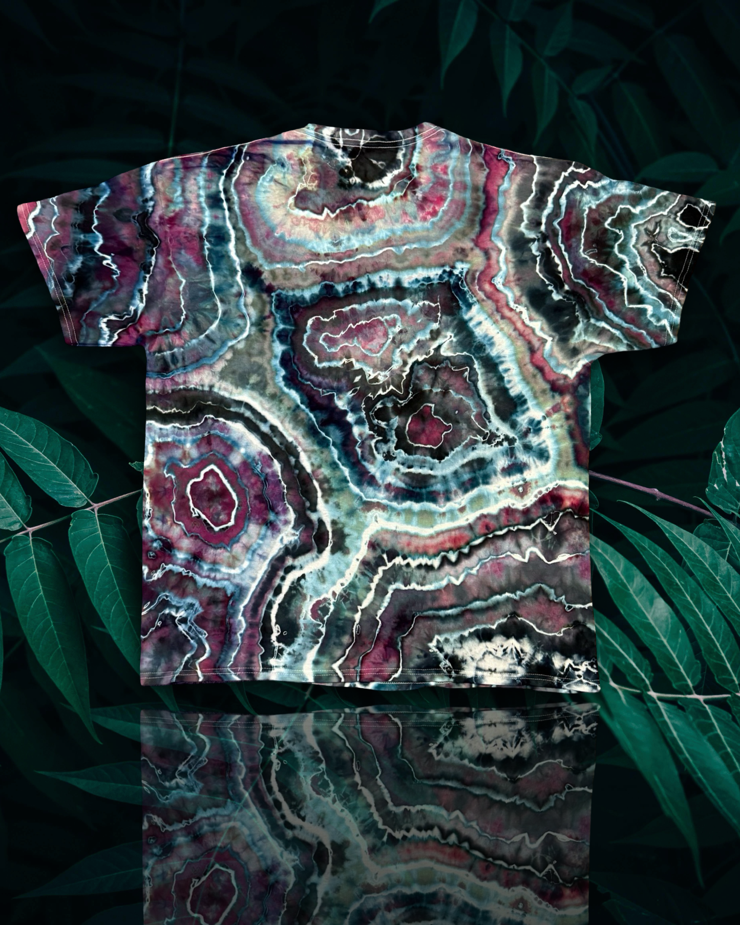 XL Geode Tee
