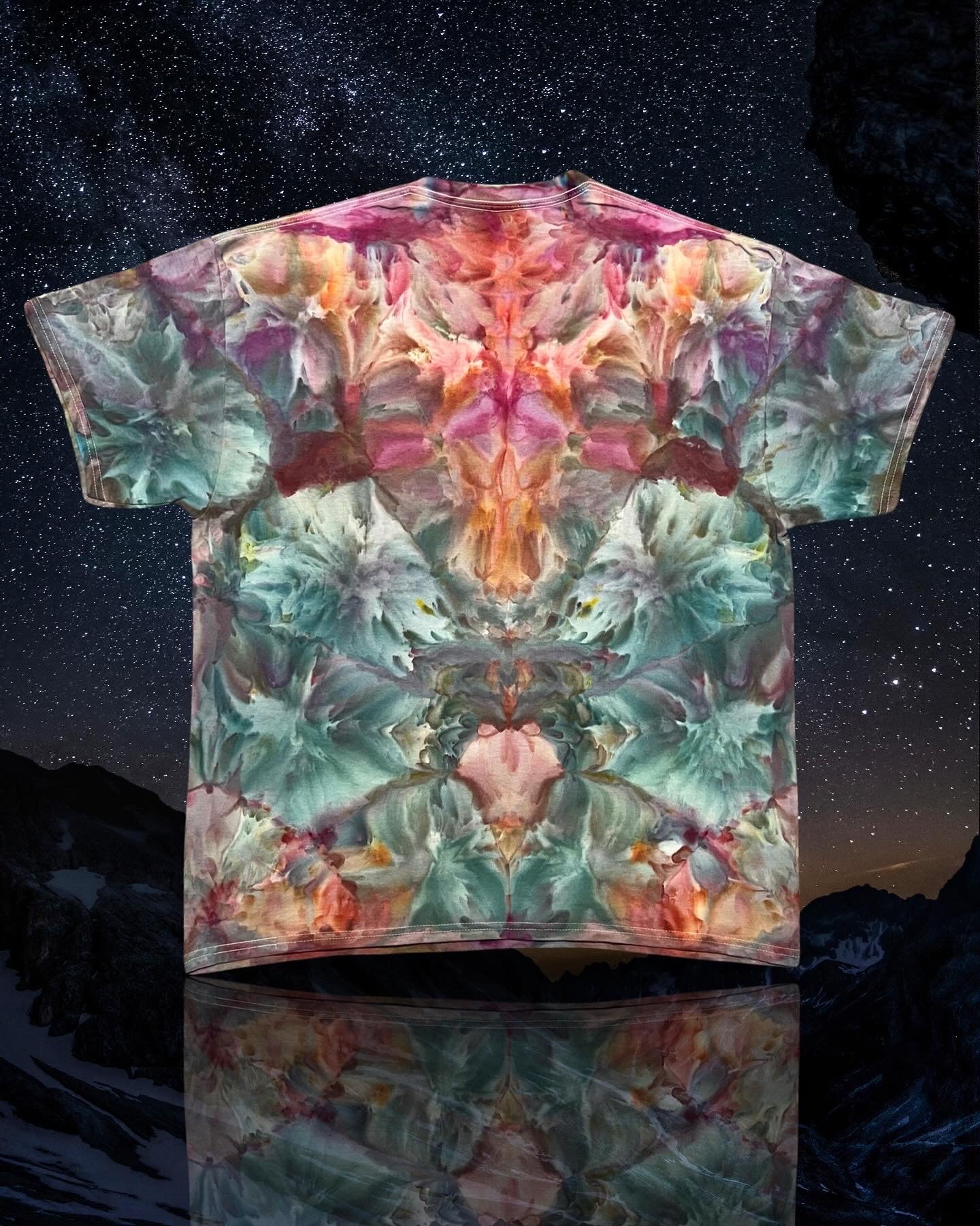 XL Icarus’ Dream Mindflow Tee