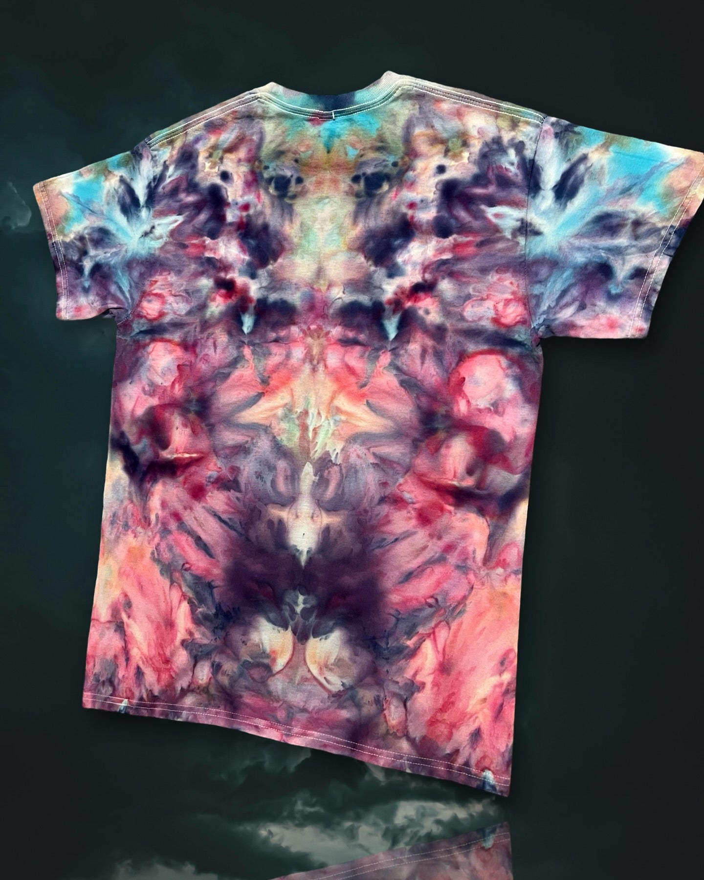 Medium Mindflow Tee