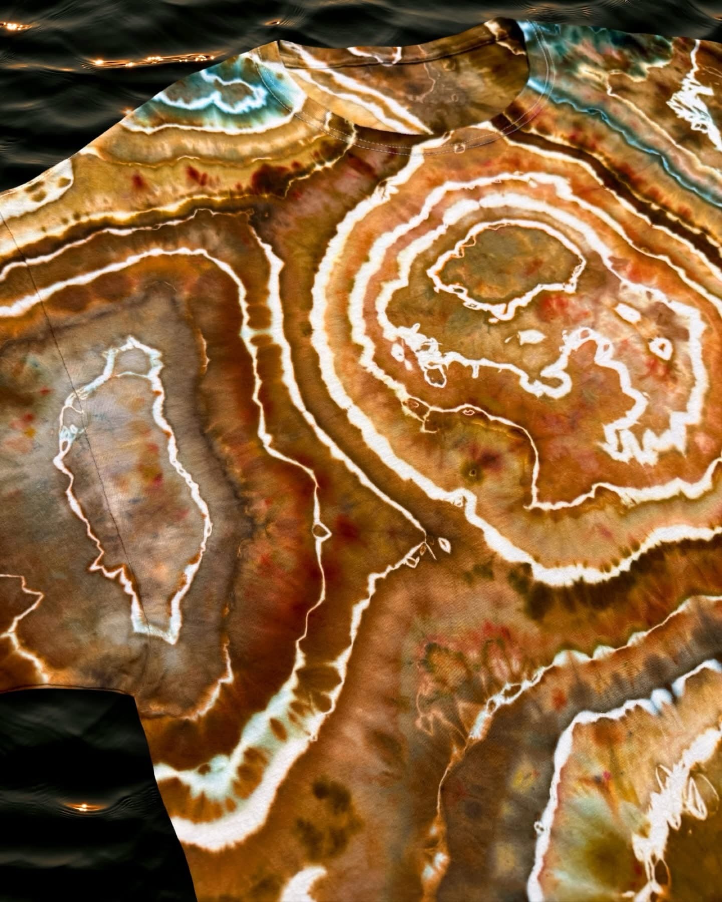 XXL Geode Tee