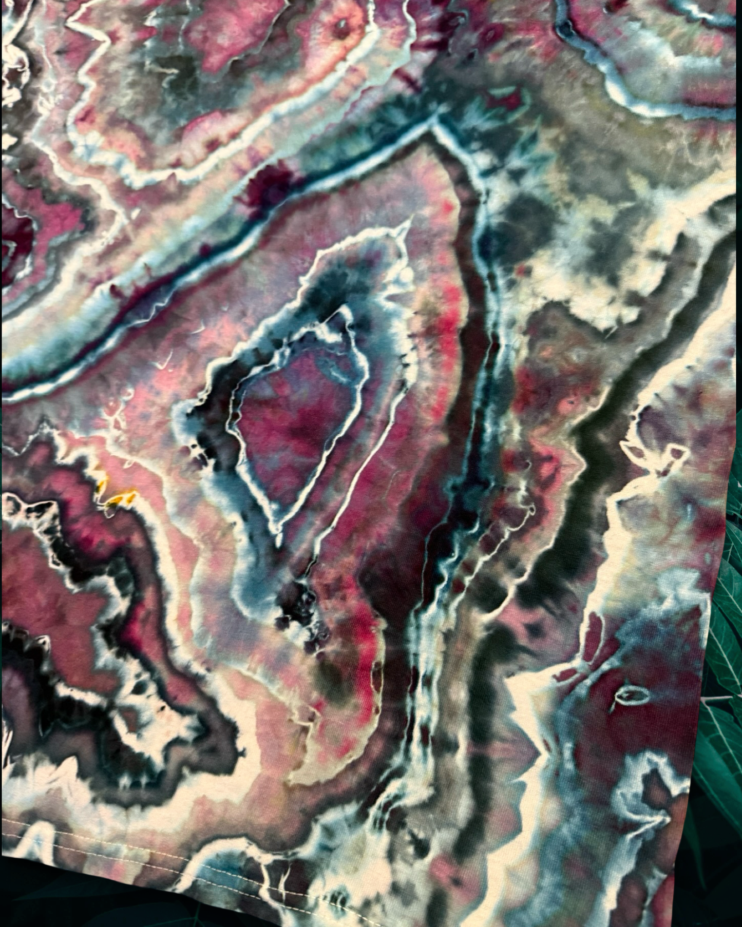 XL Geode Tee