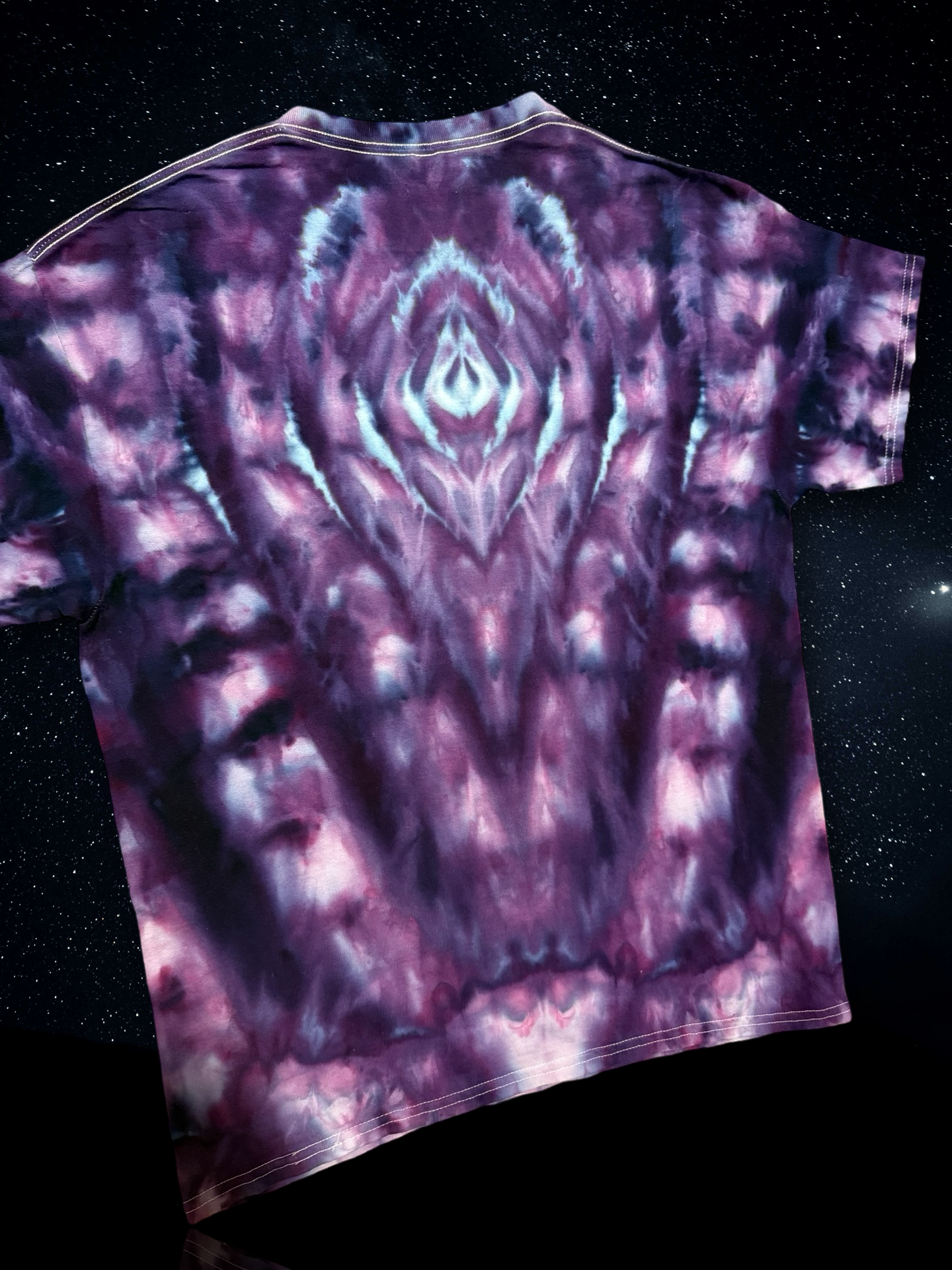 L Infinite Realm Tee