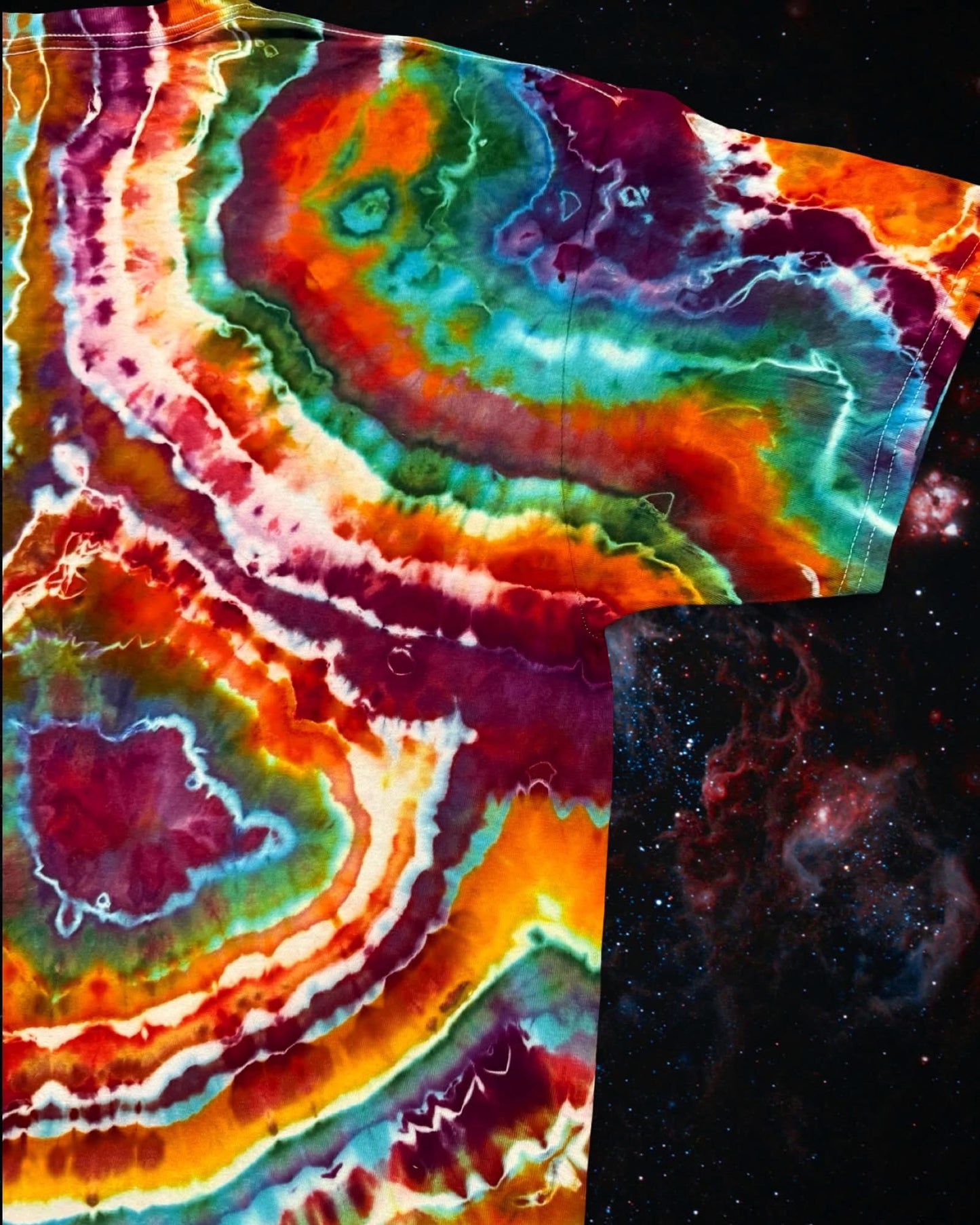 XL Geode Tee