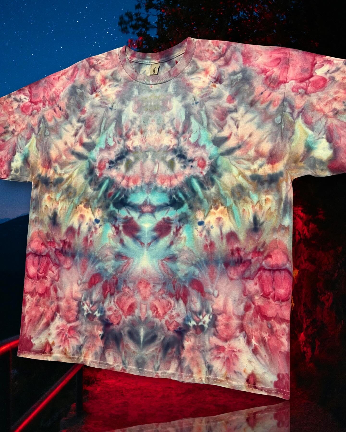 XXL Gate Expansion Mindflow Tee