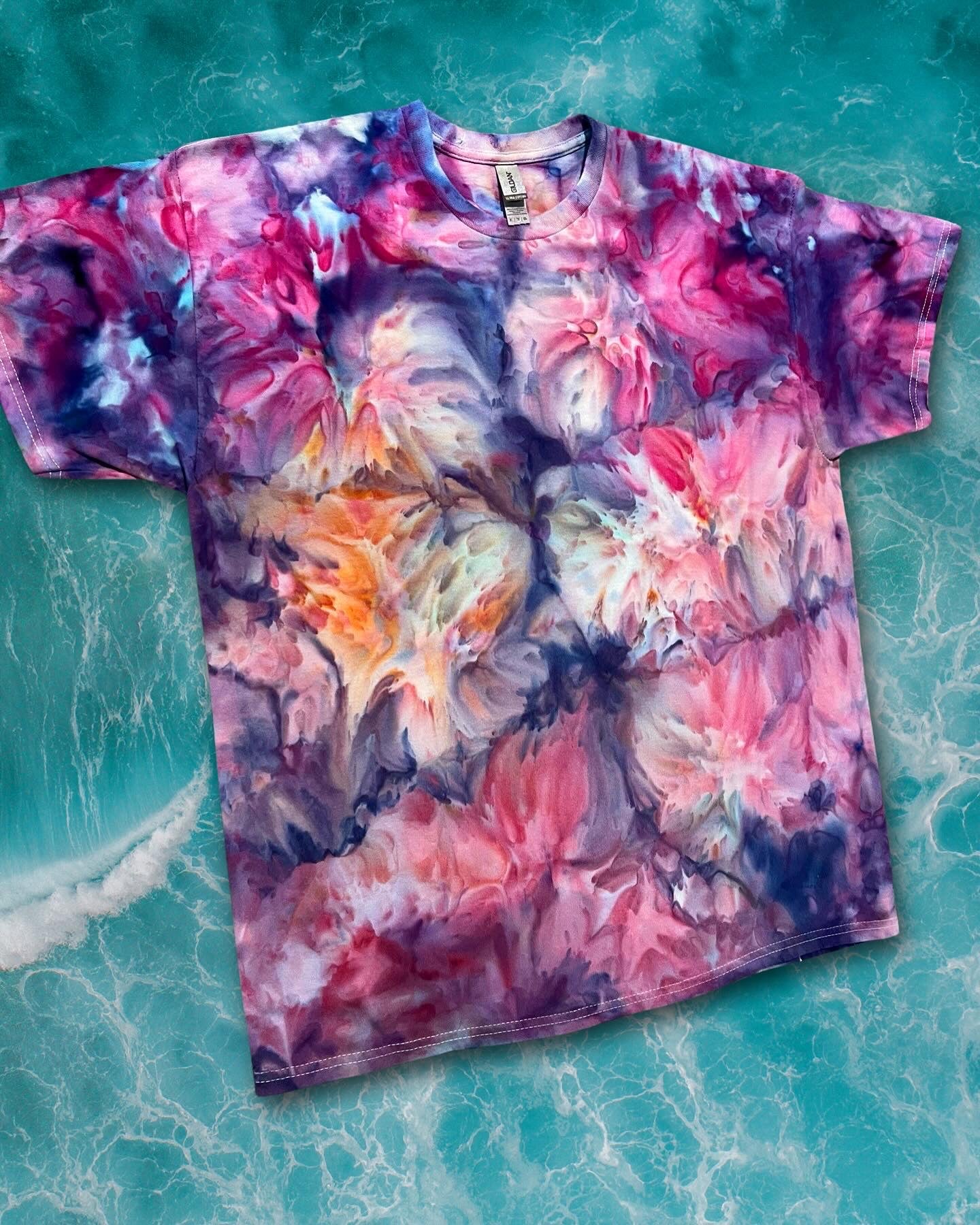 XL Orchid Waves Tee