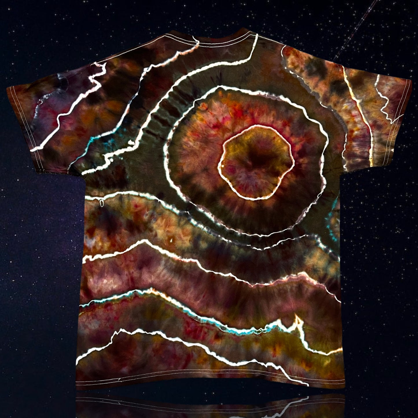 L Dark West Geode Tee