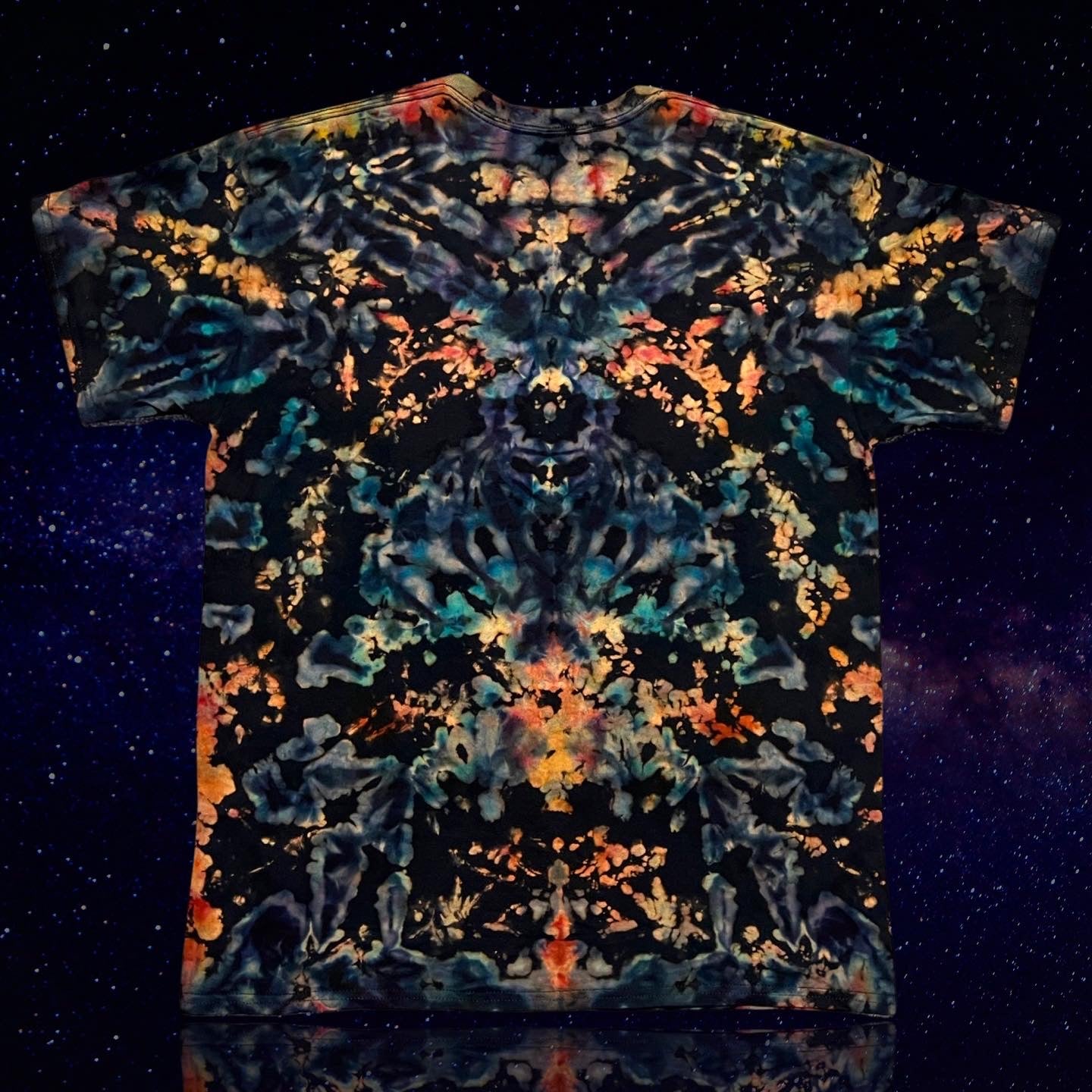 L Sutra Reverse Mindscape Tee