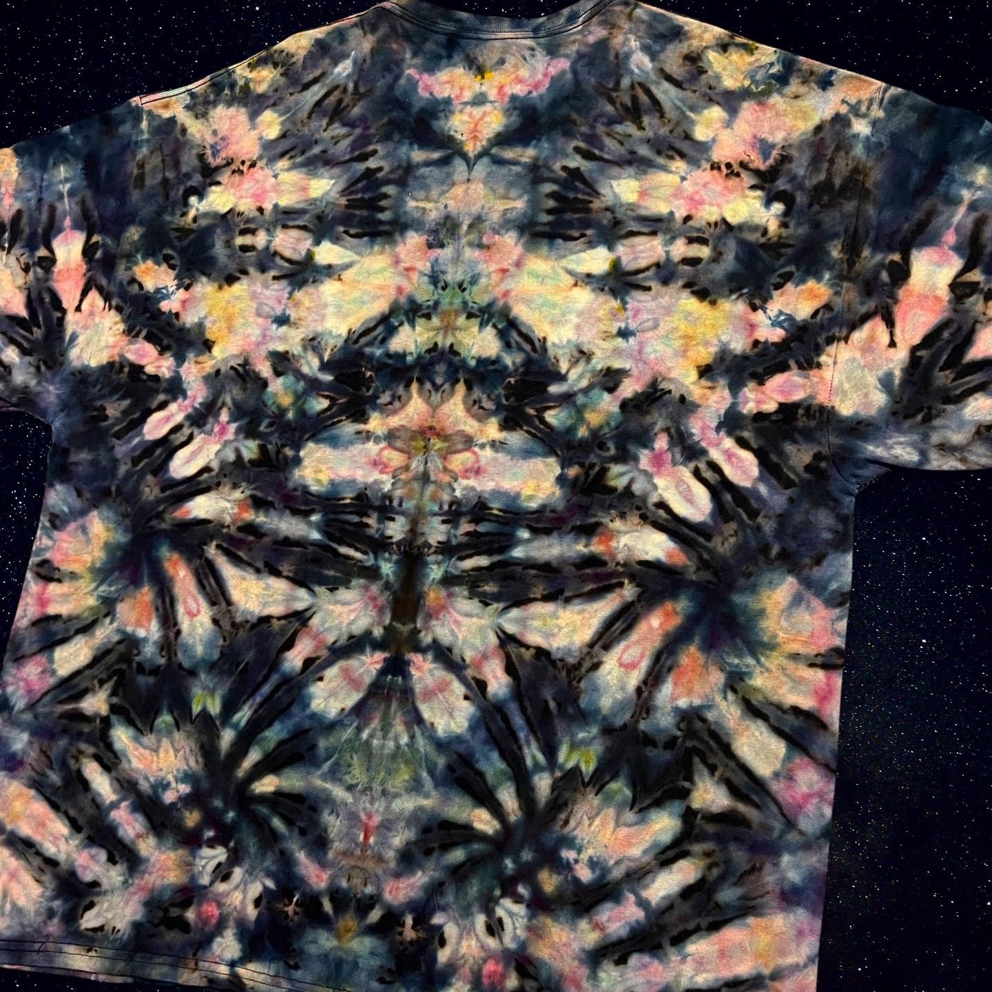 XXL Maya Reverse Mindscape Tee