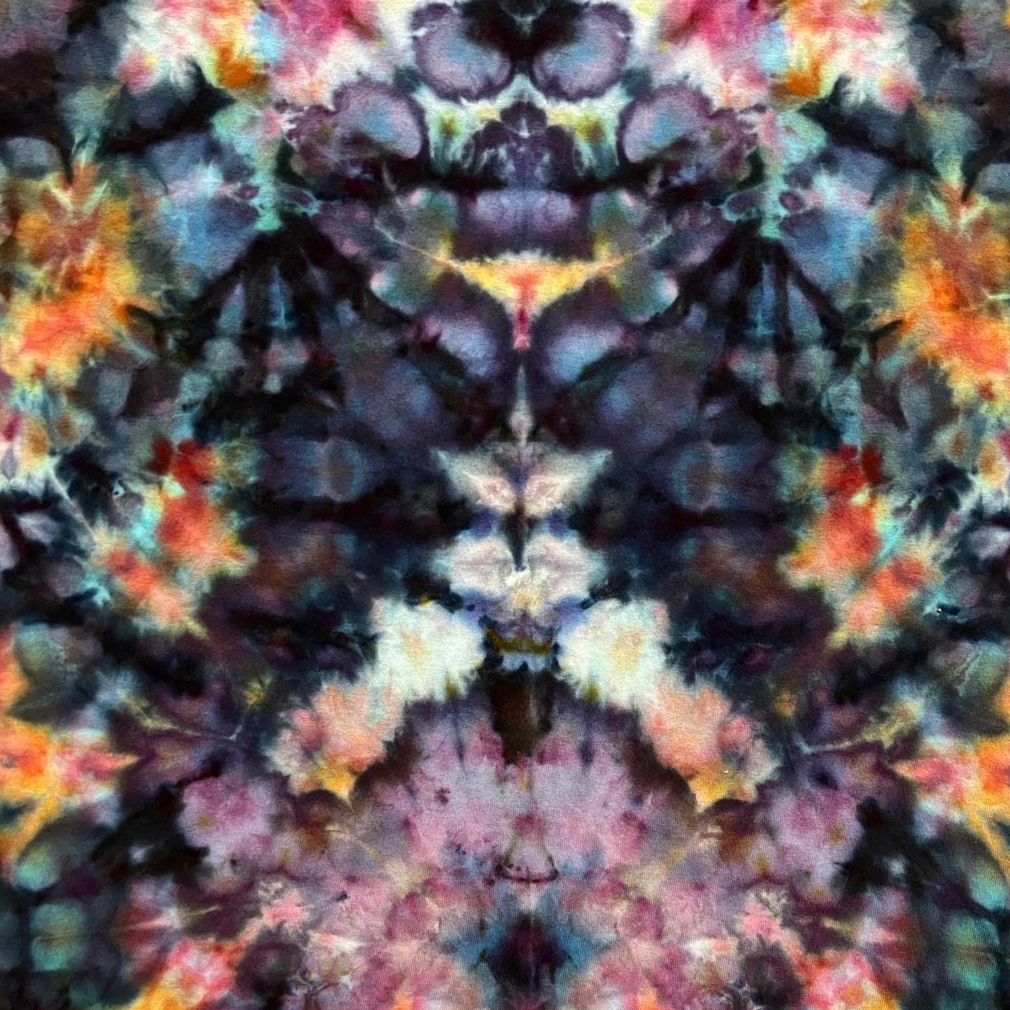 L Sakura Mindscape Tee