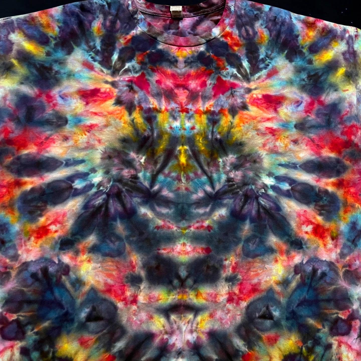 XXL Astral Rainbow Mindscape Tee