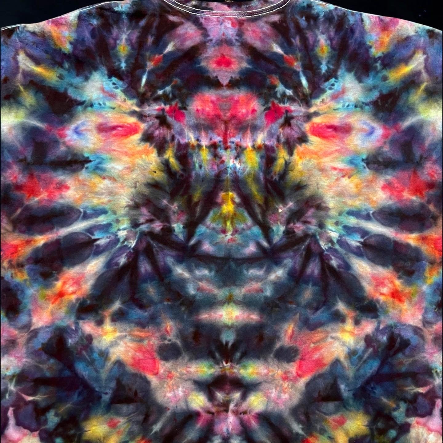 XXL Astral Rainbow Mindscape Tee